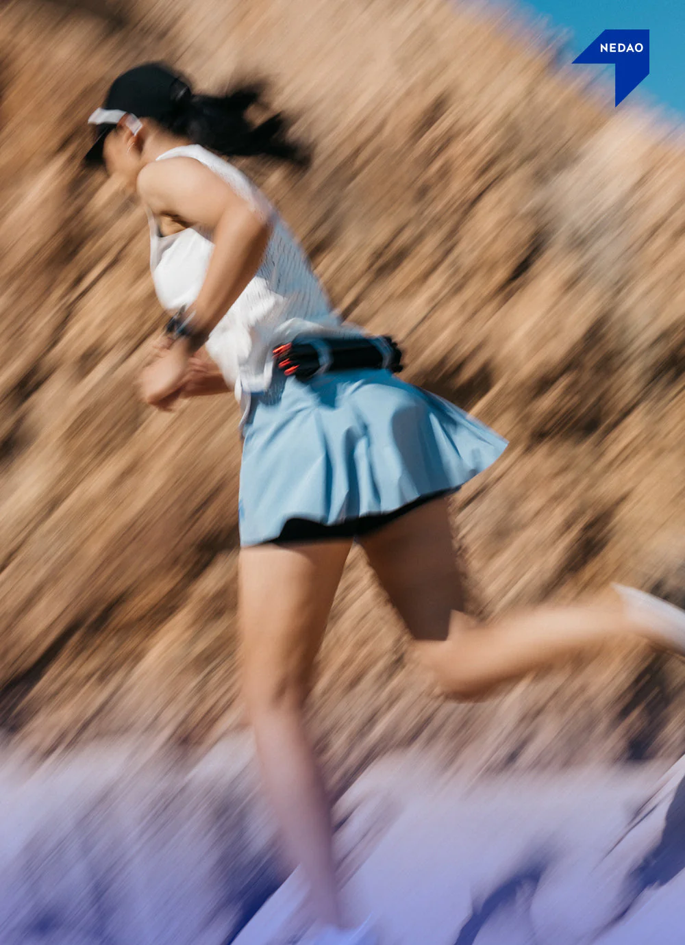 faldilla con cinturón nedao negra/azul